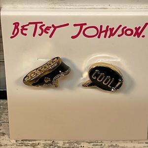 BETSEY JOHNSON EARRINGS ‘BACK TO COOL’ SNEAKER MISMATCHED STUDS Black & Gold